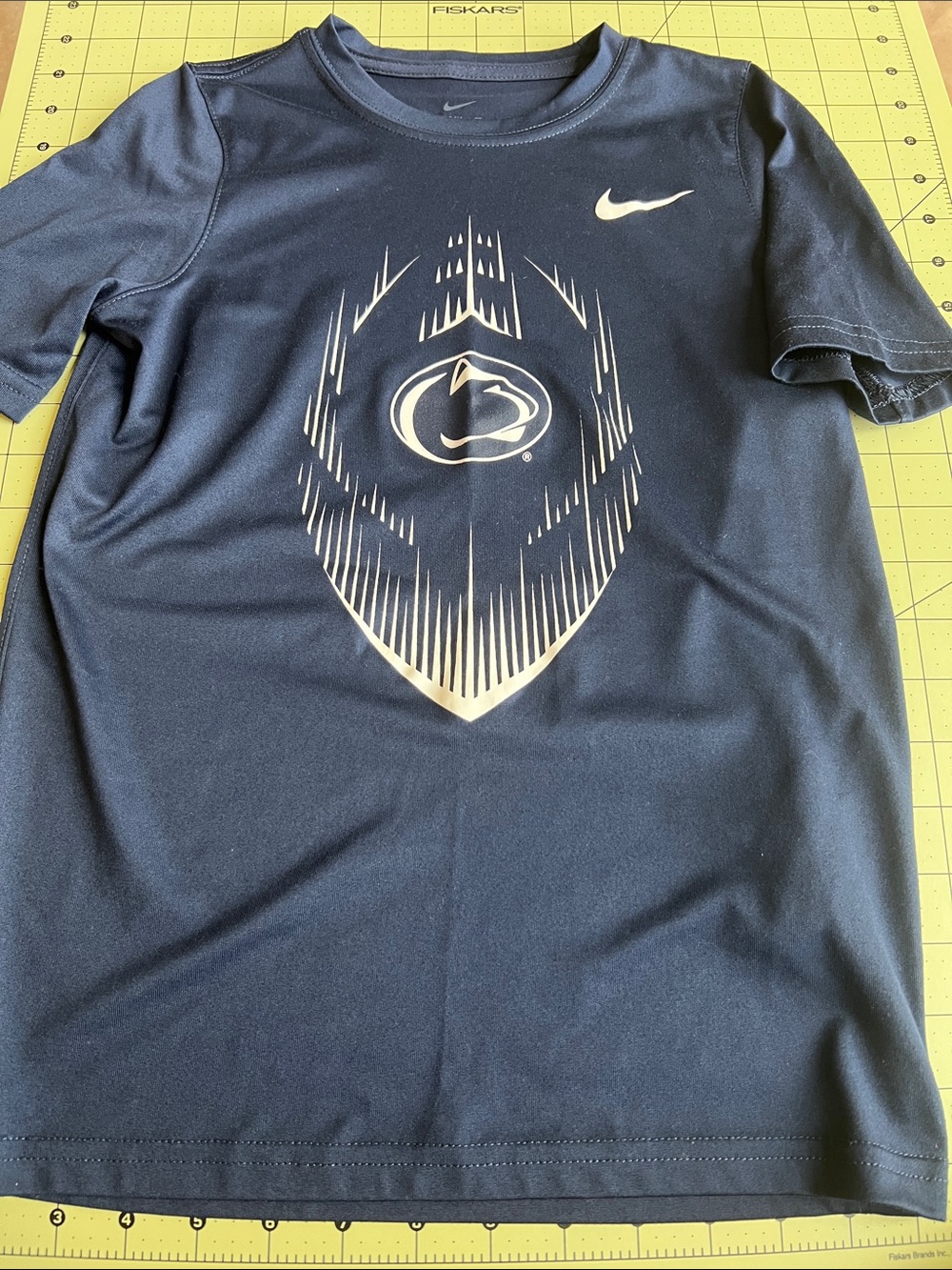 Nike Youth Navy Short-Sleeve Graphic Performance Tee